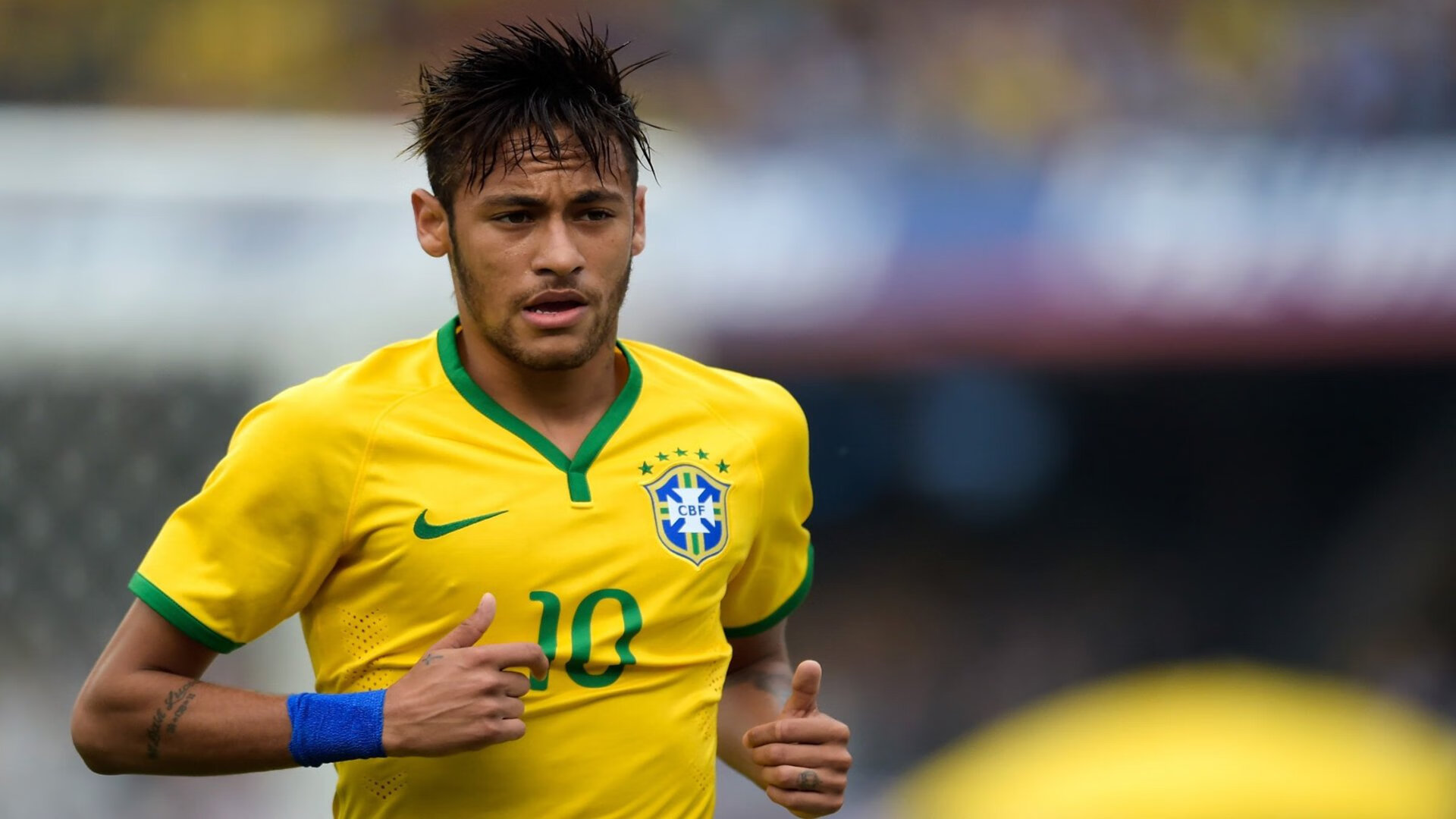 开云备用-俱乐部商业赞助形式创新实现合作共赢与品牌曝光,俱乐部赞助费排行榜