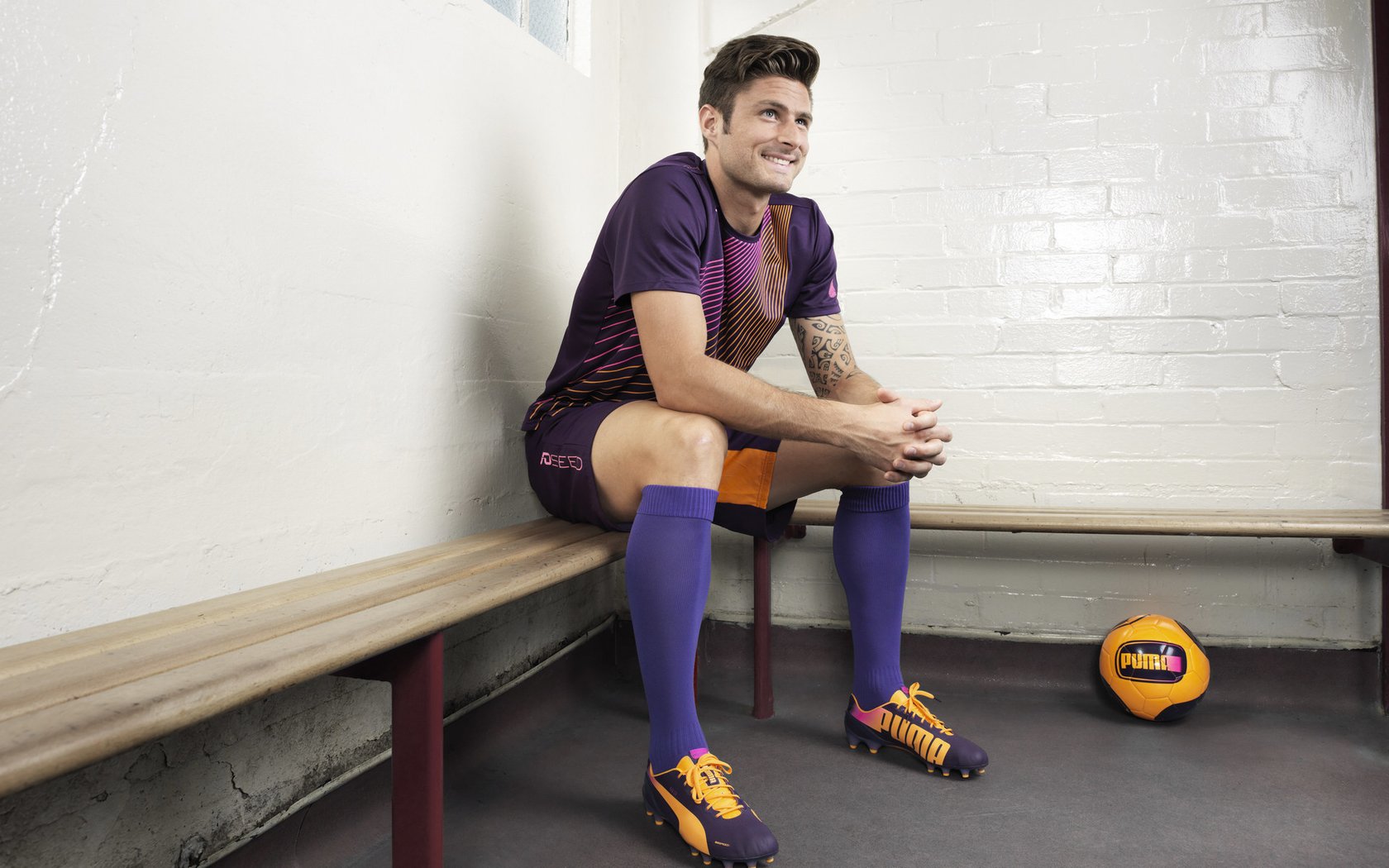 开云APP-曼城的训练强度与科学恢复体系支撑赛季长久战斗力，曼城训练场